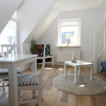 Seaside 4 Apartment